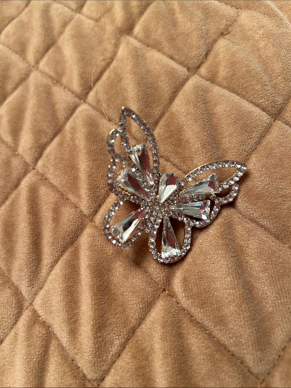 Butterfly ring